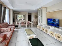 Luxury 2BR Apt Menteng w/ Pool, WiFi & Gym