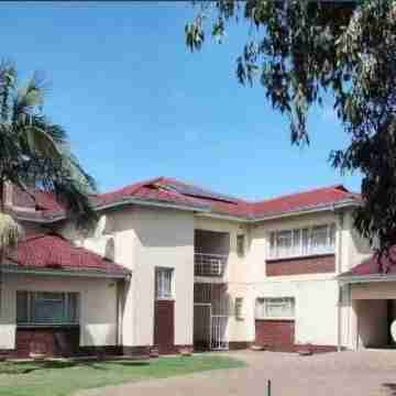 Gatheringfate Hotel Exterior