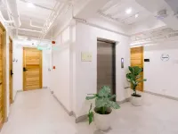 CANOPYPROPERTIES 布恩迪地鐵站（Buendia MRT Station）附近的飯店