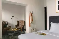 اد ٓن اي اديل بارك هوتل