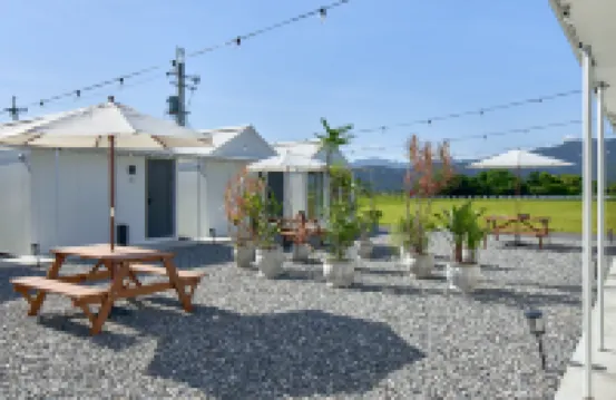 Sunwild BnB Hotels in Sanxing Township