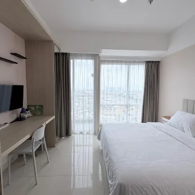 Green Sedayu Apartment PIK City View by Ellison Отели рядом с достопримечательностью «Мол Таман Палем»