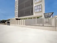 Townhouse Oak Cengkareng Hotels near Mal Taman Palem