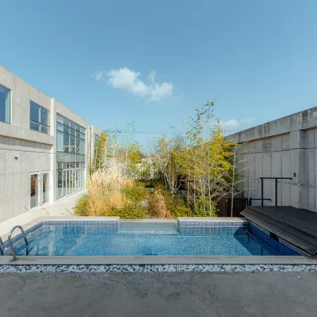 andopoolvilla