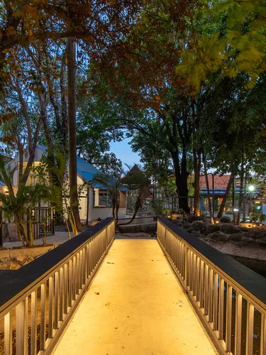 รูปภาพของOHASIS โดย OH Hotels