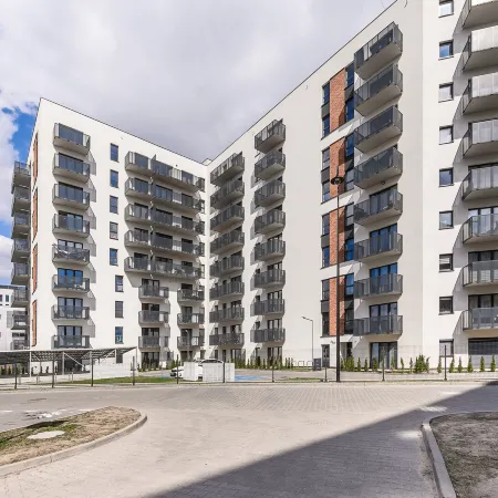 Lumina apartment with patio and parking