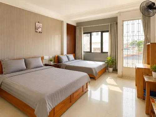 Thiên Ngân Hostel
