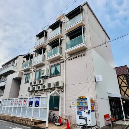 Toyoko no Yoko 405
