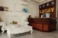 LUCKY HOTEL