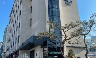 Hound Hotel DaeGu