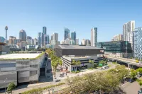 Private Floor Level Ensuite Darling Harbour ICC Hotel dekat Kennards Self Storage Ultimo - 444 Jones St.