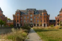 JAM GHENT Отели в г. 