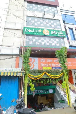 Freshup Hotel - 3 ดาว