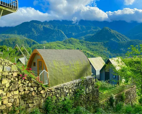 Chill With Home Sapa Hotels in Ta Van