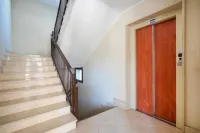 Mistral Suite Apartment - free private car park Hotels in Palese