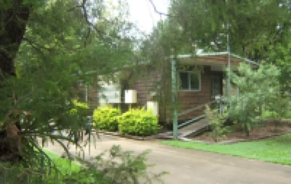 風景如畫的裏姆汽車旅館 布納酒店