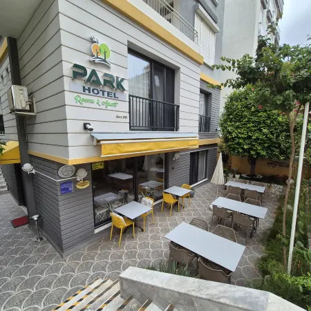Park Hotel Rooms & Apart