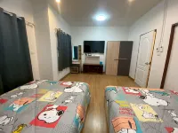 NB Bangsaen House@KL8  pool villa