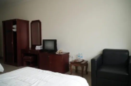 Asrama Haji Swarna Dwipa Sumatera Selatan Hoteles en Kebun Bunga