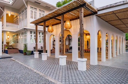 รูปภาพของบ้านขาว