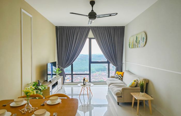 Midvalley Southkey Mosaic 2BR Suite Homestay by Jfive