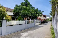 OYO 95050 Penginapan Sekarsari Syariah