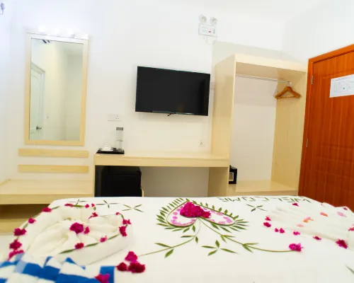 Paradise Palms Hotels in Thoddoo