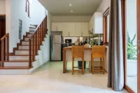 3BR Villa Orange Seminyak - ห้องครัว