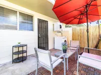 Aloha Comfort Stay One Bedroom/Patio Hotels near Western Honolulu