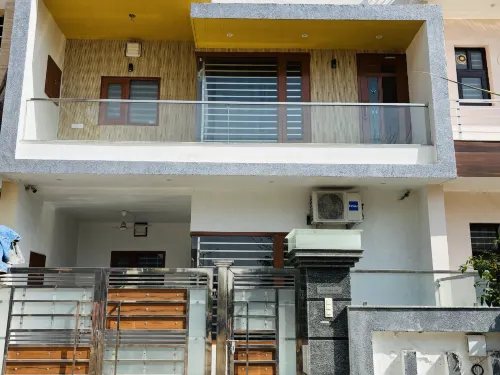 Luxury Villa Aerocity - Stay Royal BNB - Villas