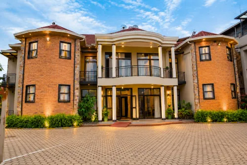 QUALITY INN HOTEL KIGALI - parking