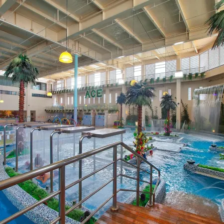 Ace Suites by the WaterSpa - Budget Accommodation