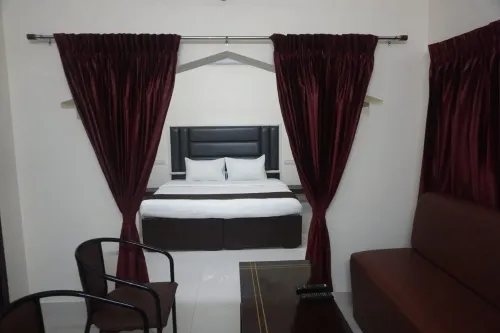 Hotel Sri Vijay Nivas Hotels in Theni