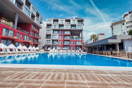 Laristone Suite Spa Hotel Отели рядом с достопримечательностью «Ворота Адриана»