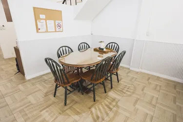 รูปภาพของNitichai place, Cozy 3-Storey Sukhumvit Stay