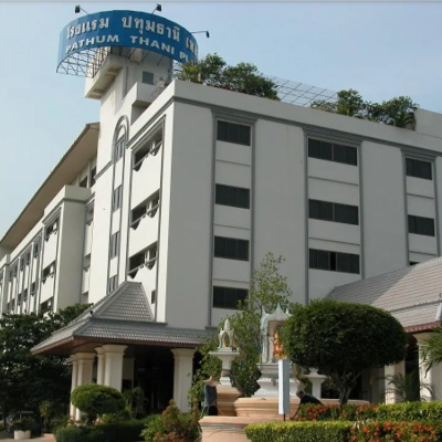 โรงแรม ปทุมธานีเพลส Hotel Exterior