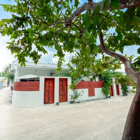 The Wave Dhigurah