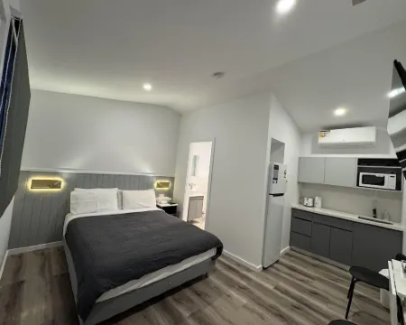 Hay Caravan Park Hotels in Hay