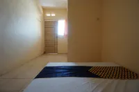 Hotel O Homestay Bu Sun SyariahNearTaman Rekreasi & Pemandian Taman Suruh