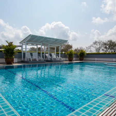 Mae Phim Beachside 1BR Condo | Rooftop Pool
