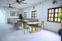 Labis Sunrise Farm Stay