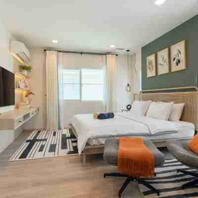 Entire house 3BR•Near Mega Bangna•Airport & 7-11 Rooms