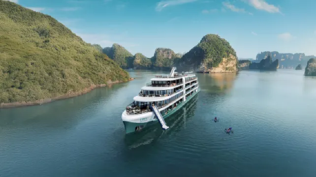 Halong Lyra Grandeur Cruise