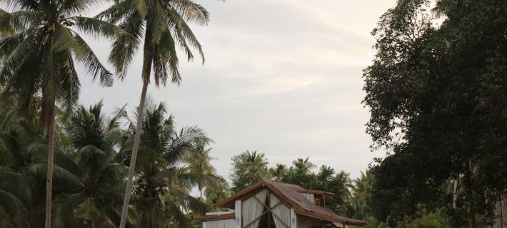 Baan Proud Proud カノム地区のホテル