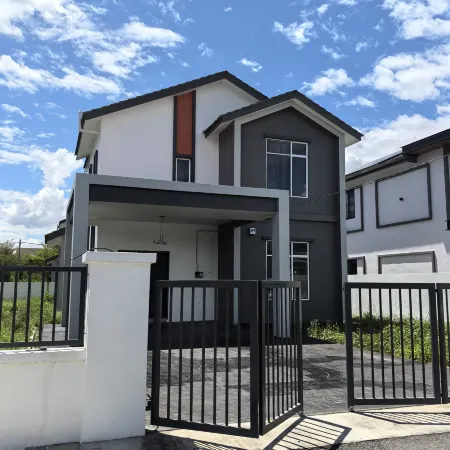 Padang Serai Roomstay 95