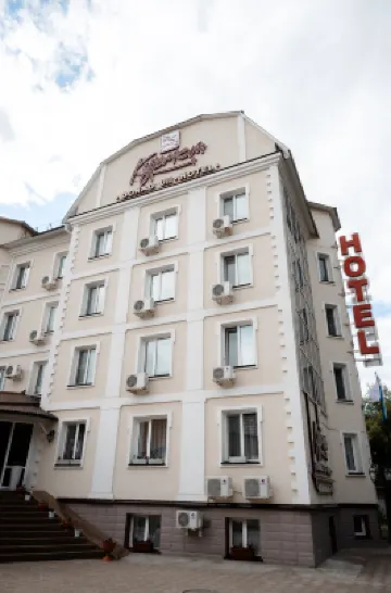 Kurmet Hotel