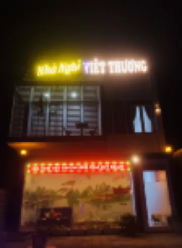 Motel Viet Thuong Tạp Hóa Văn Thuận附近的飯店