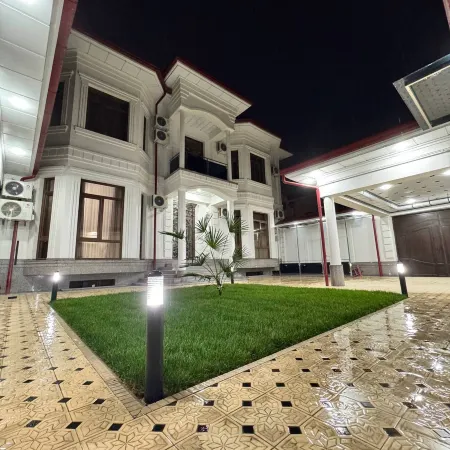 Emirate Plaza