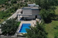 Villa Vanja i Hanja Budva - Villas