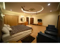 Dream Habitat Resort Hotels in Chandrapur District